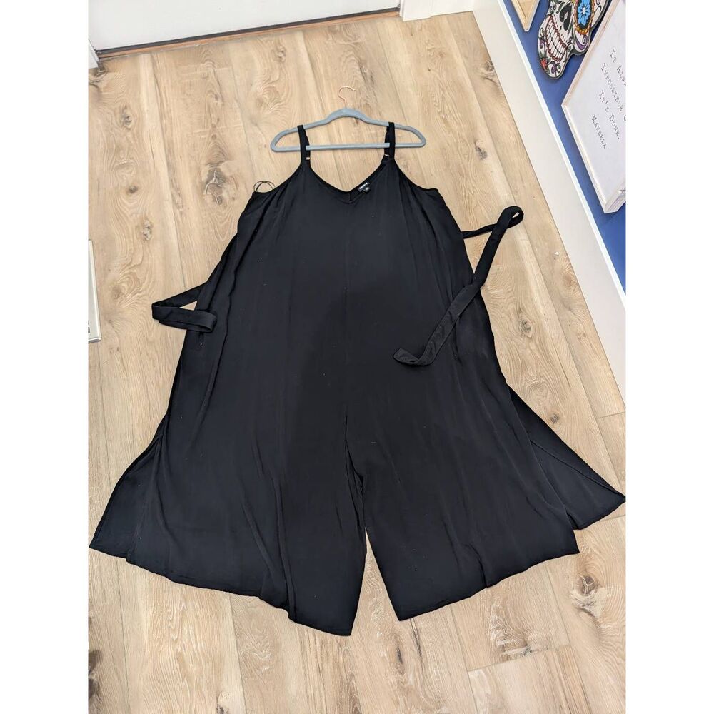 Torrid Black Cami Culotte Jumpsuit Size 3 3X Wide Leg Boho Festival Black - Picture 8 of 11